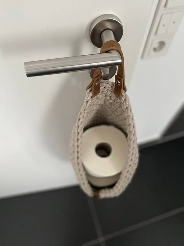 Hängekorb zur Aufbewahrung von Toilettenpapier